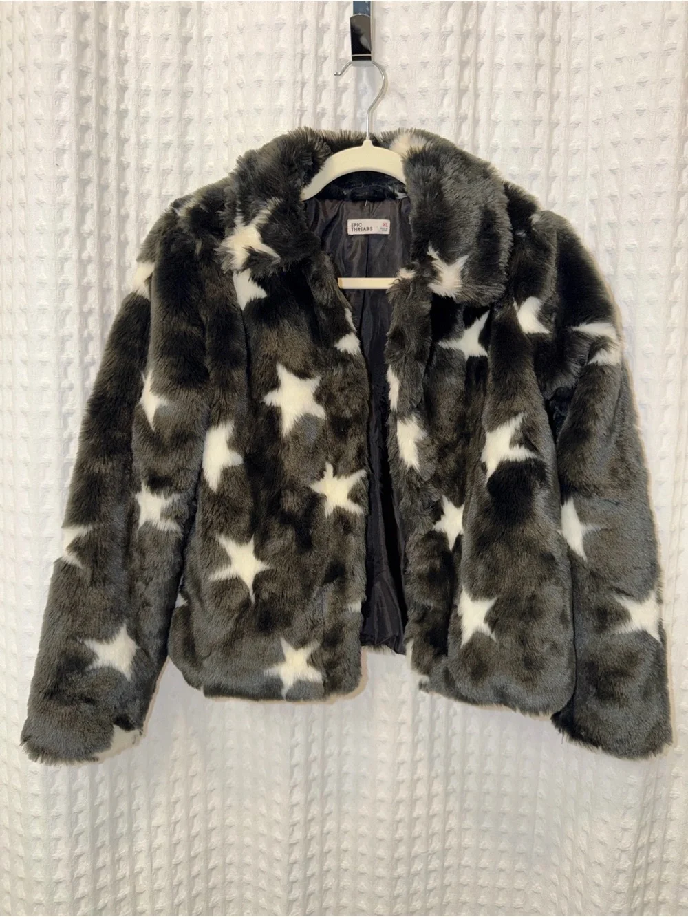 Epic Threads Star-Print Faux Fur Jacket - Gray & White